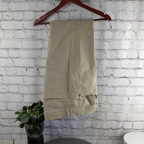 Amazon Essentials Men's Skinny Jeans - Beige - Picture 1 of 14